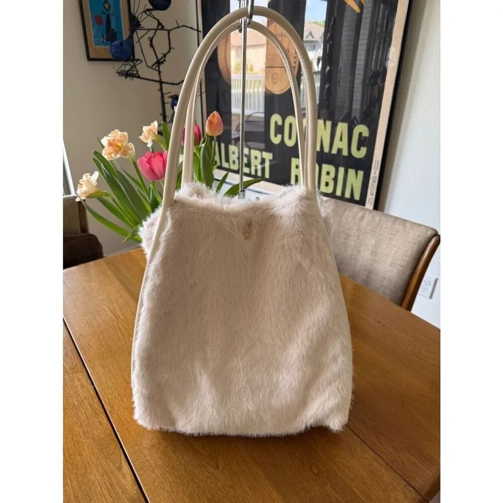 NWT Victoria’s Secret purse